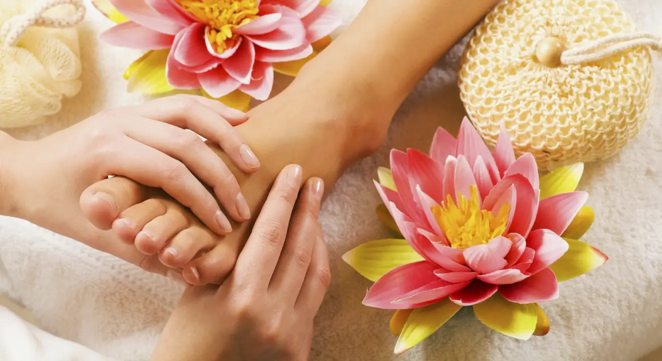 foot massage in Adyar