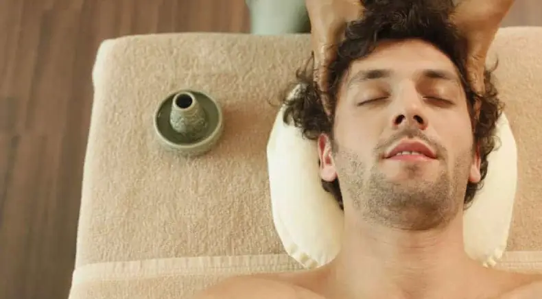 Head Massage service in Teynampet